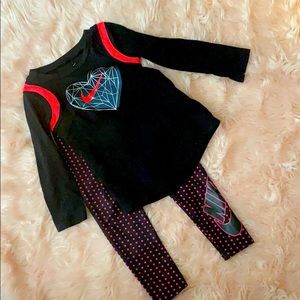 Toddler Nike set size 24 months